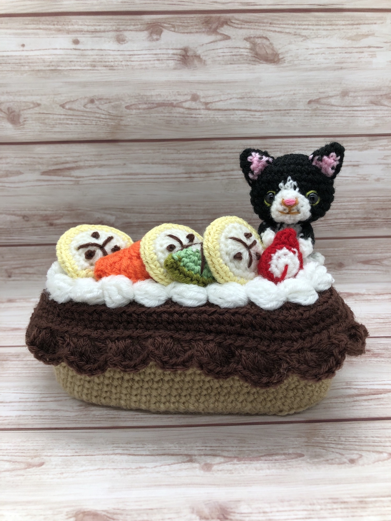 あみぐるみ ちょこんとお座り甘えんぼぷーちゃんのストラップ