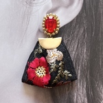 スワロフスキー×刺繍リボンのピアス　#47