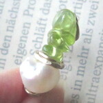 イヤーカフ☆ペリドット＆パールGOLDハンドメイド