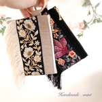 インド刺繍　カラビナ　ポーチ　ベージュ／ブラック