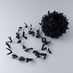 B369「ビッグリボンヤーン(ブラック)」素材糸　引き揃え糸
