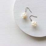 淡水真珠：pearl ball pierce