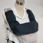 エルゴ他。黒無地 ふわとろよだれパッドセット（首回りカバー、よだれカバー)