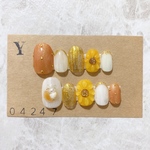 【現品】ひまわり　向日葵　黄色　イエロー　ぷっくりフラワー　夏　夏ネイル　ニュアンスネイル　チェックネイル　ネイル　ネイルチップ
