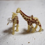 【動物シリーズ】キリンのピアス