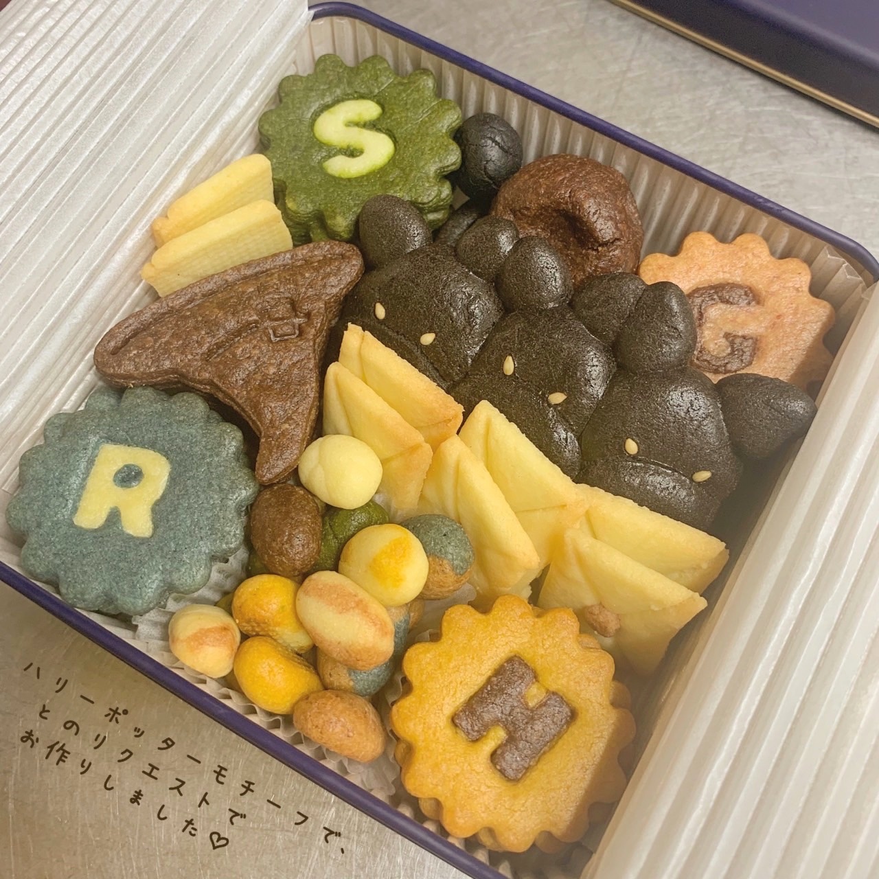 クッキー型オーダー♡mei※プロフ必読 ロシアンアールグレイ オーダーメイドのクッキー缶 - 焼き菓子屋 ラズリ | minne 国内
