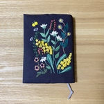  手刺繍ブックカバー＊ミモザ