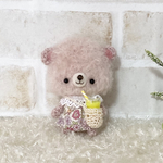 小さなあみぐるみ　ワンピースを着たくまちゃん(J-4)(ラッピング無料)(オプションでキーホルダー可能、お着替え用ワンピース2枚まで購入可能)