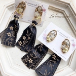 金属ピアス❁ブラック♡刺繍リボンとantiqueflowerꕤ*.ﾟ