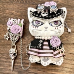 doolフェイクレザー猫ブローチ 白猫×ダブルブローチ