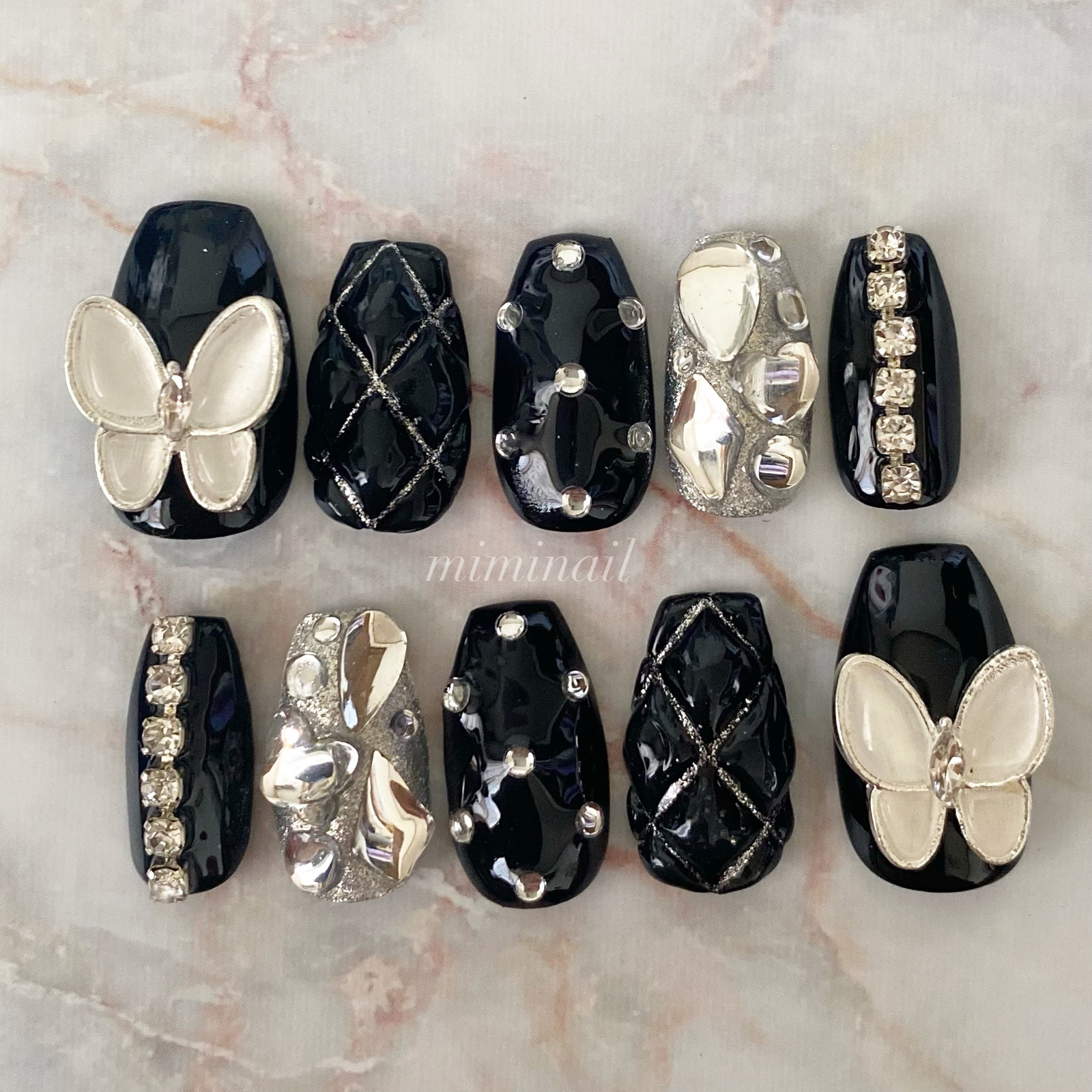 フレンチガーリー/韓国 ワンホンネイル ブラックVer. - miminail