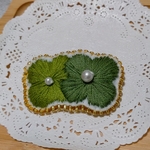 刺繍　ブローチ