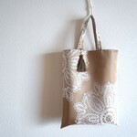 ※送料無料※　結婚式バッグ　大人のサブバッグ　フォーマルバッグ　-ベージュベース　レース模様　シックで華やかバッグ- 