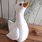 白アヒルさん(上向き)刺繍柄