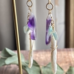 淡水パールとアメジストのパラレルピアス🍇🤍