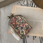インド刺繍がま口ポーチ　ベージュflower