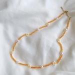 orange＊whiteflower ビーズネックレス