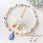 再販 ＊little princess＊ flower - blue × yellow キッズイヤリング + キッズ ネックレス セット＊ キッズアクセサリー 女の子 プレゼント 子供 誕生日 贈り物