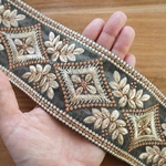 50㎝カット済【インド刺繍リボン】シルク　刺繍　リボン　りぼん   【グレー】