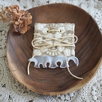 【新作】インド刺繍リボン　ヘアアクセサリー　紐（白）