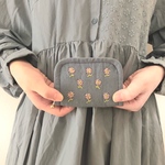 エーデルワイスの手刺繍ミニ財布(サックス)