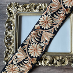 ♡[ブラック] インド刺繍リボン　花　インド刺繍　スパンコール　刺繍リボン　リボン　りぼん　