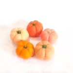 羊毛フェルトのハロウィンかぼちゃ(小)　オレンジ系セット