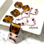 SALE❤️880円→830円❣️【再販】G69/8個/レオパード柄のスクエアガラスビーズ　ミックスカラー　ダルメシアン