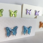 蝶の透かしピアス、イヤリング