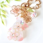 桜とうさぎのキーホルダー
