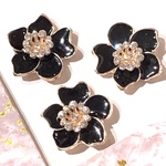 3個入りお花パーツ（ブラック）