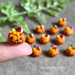 【ピアス・イヤリング】キャンディー入りパンプキンお化け【片耳】