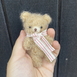 ミルクティー色のテディベア 
