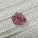 にくきゅうのブローチ