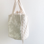 2デザインから選べる⟡レザー刺繍丸型Bag