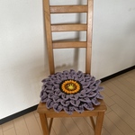 デイジーのざぶとん(花びらうす紫×芯濃グレイ)