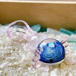 A09　宇宙を宿すガラスのウーパールーパー［ピンク］