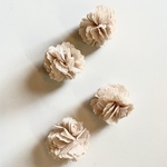 ◉晩夏◉【2pcs beige#14-7】フラワーボールチャーム