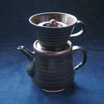 ★限定販売-小石原焼のコーヒードリッパー（黒釉トビカンナ）