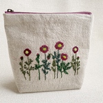花の刺繍＊可愛いポーチ