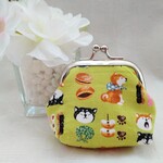 NEW✨　豆がま口👛　和菓子と柴犬がいっぱい　角5.5cm  小銭入れ　小物入れ　 ハンドメイド　グリーン　プレゼントにも