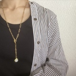 ードロップパールのロングチェーンネックレスー　ロングネックレス　ロングチェーンネックレス　チェーンネックレス　サージカルステンレス　チェーンブレスレット　パールネックレス　バロックパール