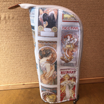 ミュシャポスター柄スタンド型ペンケース　立つペンケース