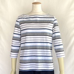 きれいめのシンプルTシャツ＊グレーとブルーのボーダー柄