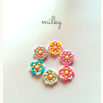 刺繍のお花ピアス