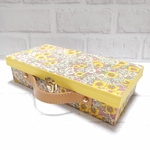 リバティ柄(本体&ふた)　トランク型ボックス(薄型)　お道具箱【カルトナージュ】LIBERTY　Gloria Flowers(グロリア・フラワーズ）エターナル柄　イエロー