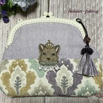 【再販8/20 20時〜】デグー(アグーチ)の手刺繍がま口ポーチ【ブローチ取り外し可能】