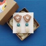 ツインズ〈モンブラン〉刺繍ピアス／イヤリング
