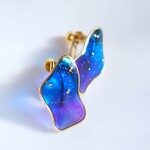 星空輝く窓の向こう〔イヤリング/ノンホールピアス/チタンピアス/シンプル〕       