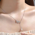 クリスマス　秋　ブライダル　ウェディング　ブライダルアクセサリー　ネックレス　アクセサリー　結婚式　花嫁　韓国　シルバー　蝶々　バタフライ　パール　スライドボール　調節可能　シンプル　NAT-0195